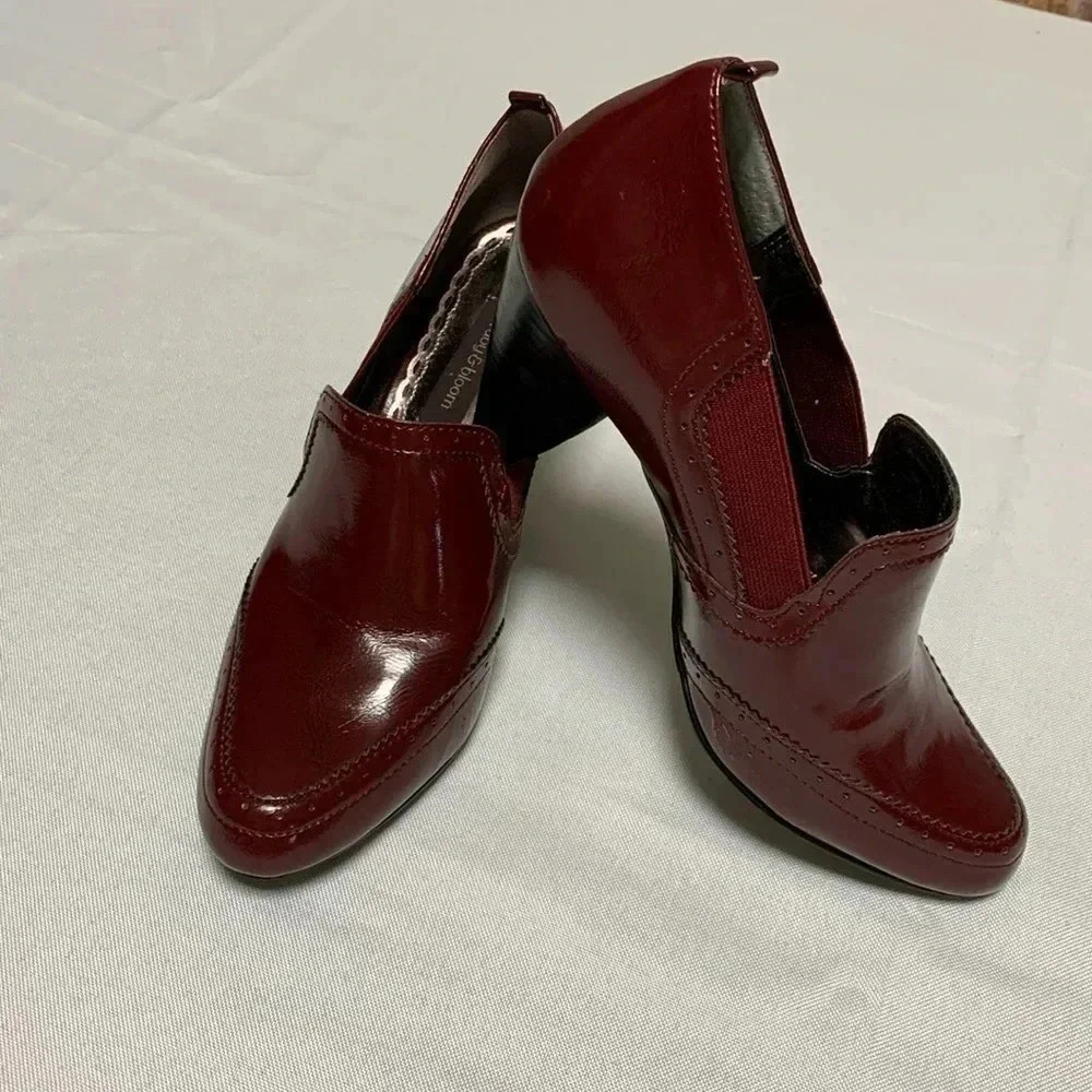 Ruby&Bloom Women’s Shoes, Size 7